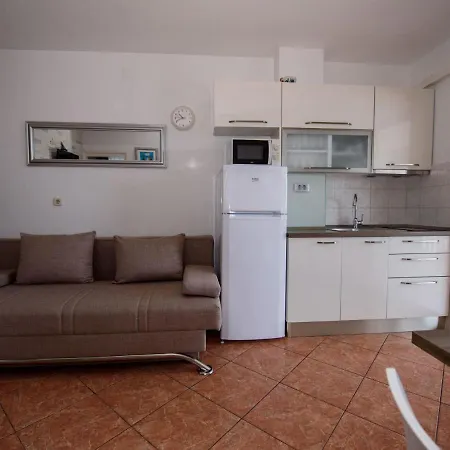 Marina-2 By Interhome Lägenhet