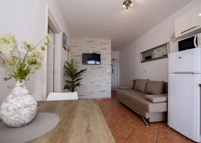 Marina-2 By Interhome Ражань