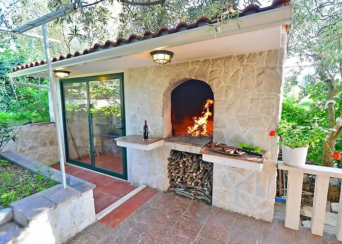 Marina-2 By Interhome